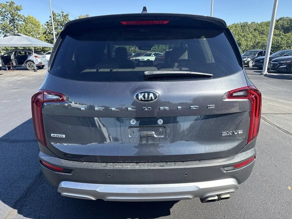 Used 2021 Kia Telluride SX w/ SX Prestige Package AWD/4WD image 3