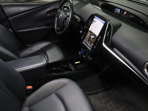 Used 2020 Toyota Prius Prime XLE image 15