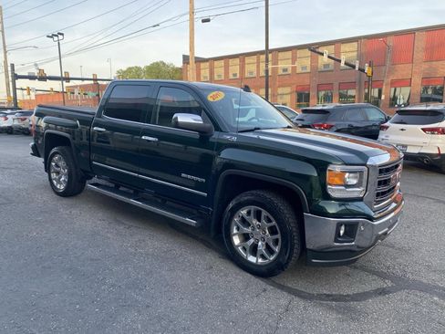 Used 2015 GMC Sierra 1500 SLT w/ SLT Crew Cab Value Package AWD/4WD image 9