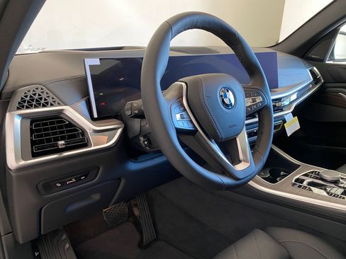 New 2026 BMW X5 xDrive50e AWD/4WD image 4
