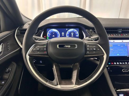 New 2026 Jeep Grand Cherokee L Limited AWD/4WD image 9