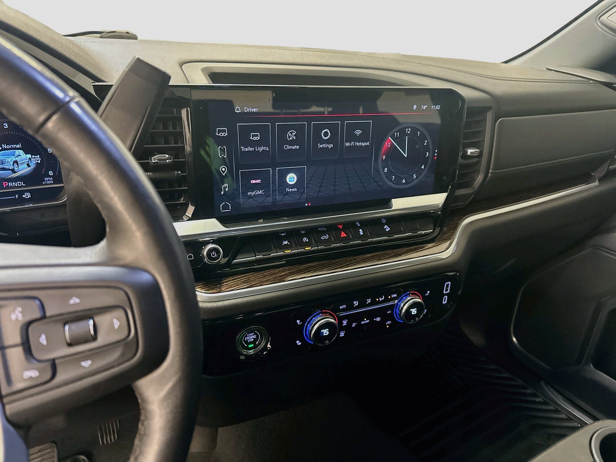 Used 2022 GMC Sierra 1500 Elevation w/ X31 Off-Road Package AWD/4WD image 26