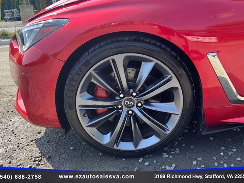 Used 2018 INFINITI Q60 Red Sport 400 w/ Pro Active Package AWD/4WD image 10