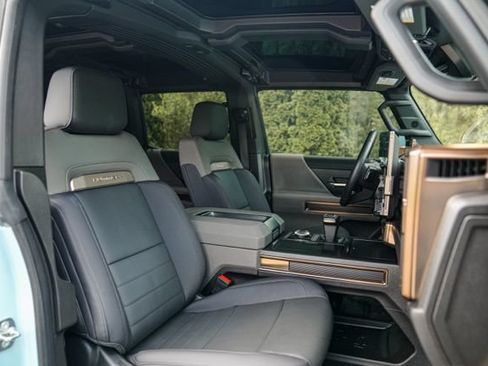 Used 2025 GMC Hummer EV 3X w/ Extreme Off-Road Package AWD/4WD image 44