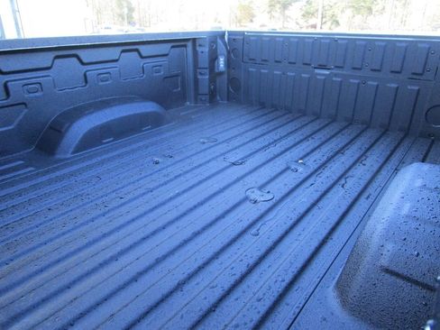 New 2026 GMC Sierra 2500 SLT w/ SLT Premium Package AWD/4WD image 13