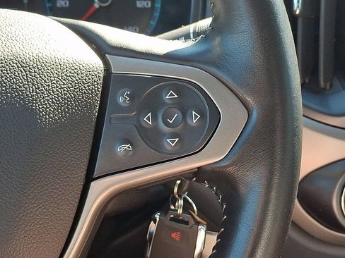Used 2017 Chevrolet Colorado Z71 AWD/4WD image 25