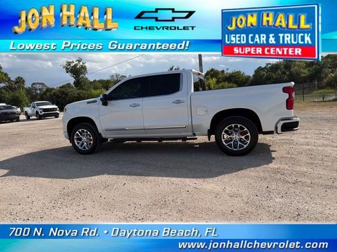 Used 2024 Chevrolet Silverado 1500 High Country w/ Technology Package AWD/4WD image 6
