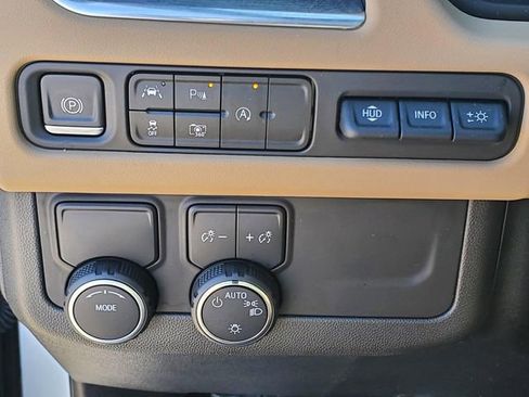 Used 2023 Chevrolet Tahoe Premier image 19