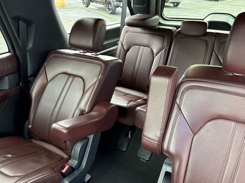 Used 2024 Ford Expedition Max Limited AWD/4WD image 14