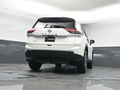 New 2026 Nissan Rogue S image 24