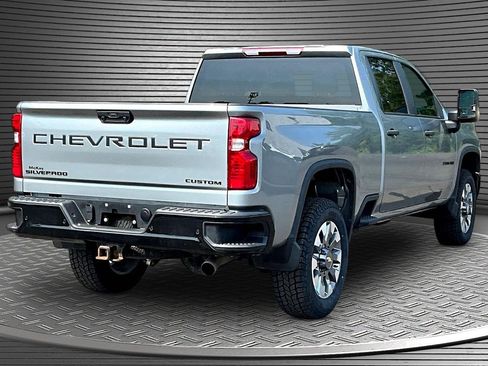 Used 2024 Chevrolet Silverado 2500 Custom w/ Custom Value Package AWD/4WD image 6