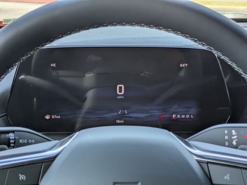 New 2026 Chevrolet Traverse LT image 23