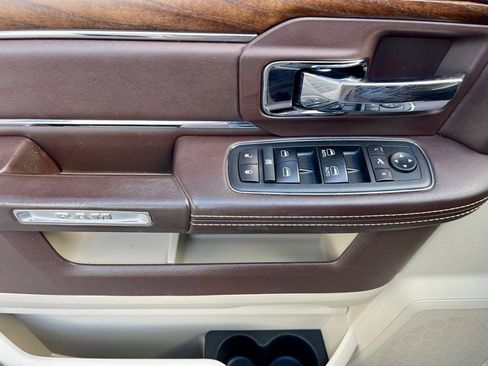 Used 2018 RAM 3500 Laramie Longhorn image 39