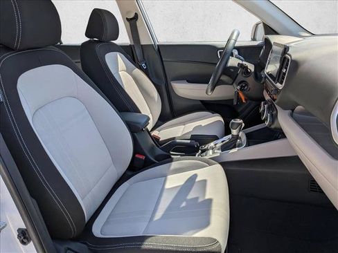 Used 2023 Hyundai Venue SEL FWD image 20