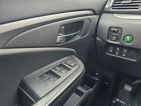 Used 2020 Honda Ridgeline Sport image 37