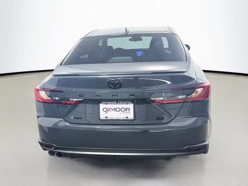 Used 2026 Toyota Camry SE FWD image 6