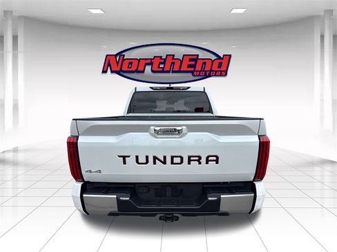 Used 2023 Toyota Tundra Limited w/ Power Package image 3