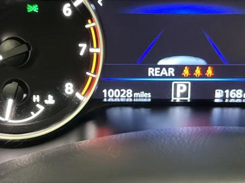 Used 2025 Nissan Altima 2.5 SL AWD/4WD image 10