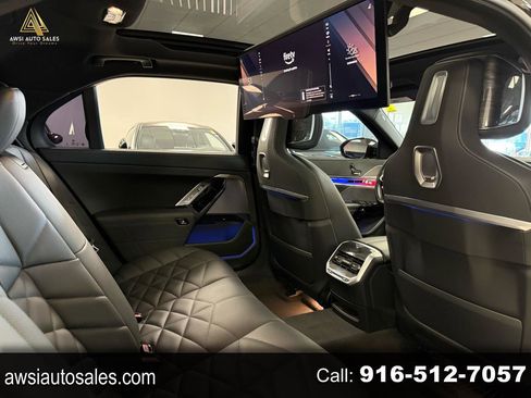 Used 2024 BMW 740i w/ Premium Package RWD image 1