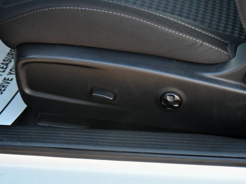 Used 2021 Dodge Challenger R/T image 16