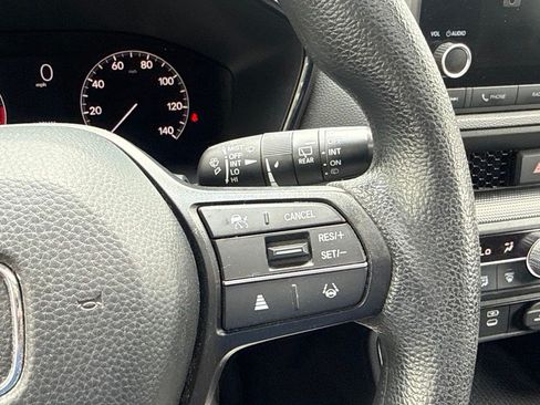 Used 2023 Honda CR-V EX image 15