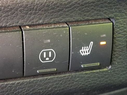 Used 2014 Jeep Wrangler Unlimited Sahara AWD/4WD image 25