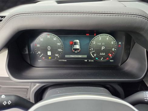 New 2026 Land Rover Defender 110 X-Dynamic SE AWD/4WD image 15