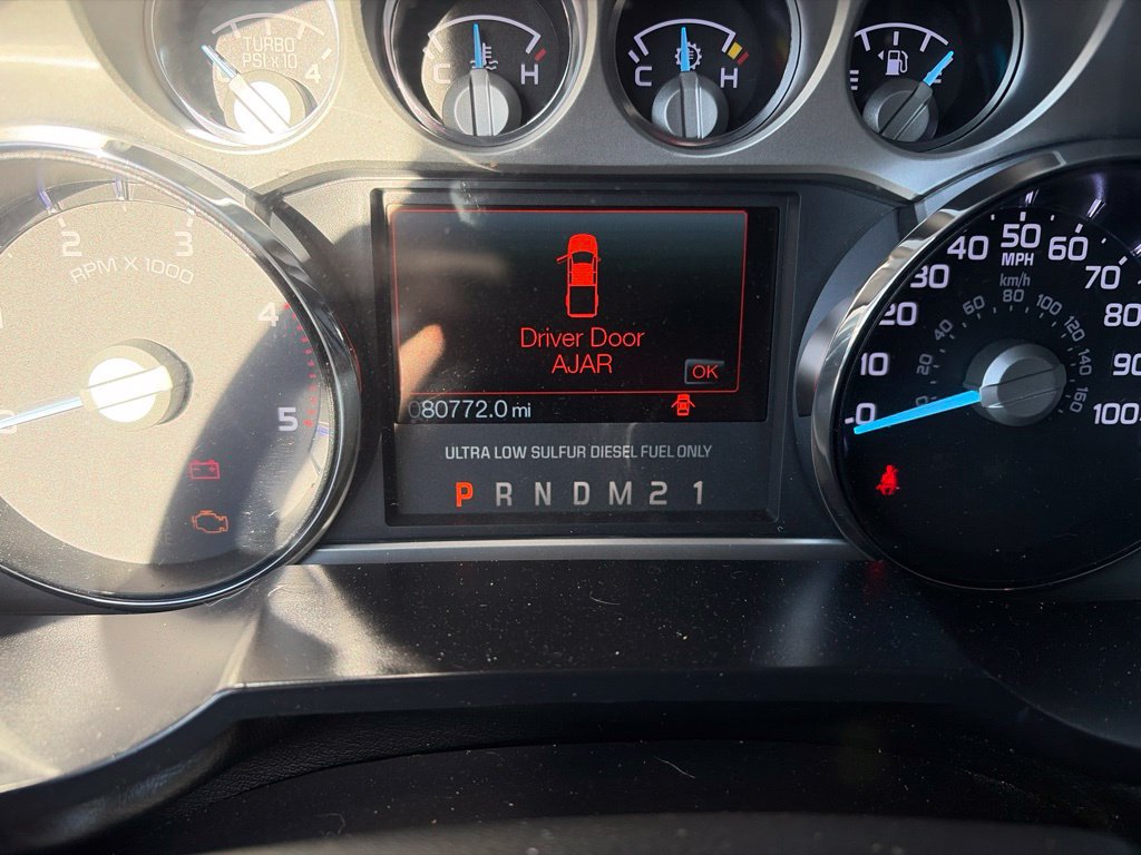 Used 2015 Ford F250 Platinum w/ FX4 Off-Road Package AWD/4WD image 4