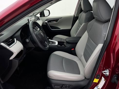 Used 2021 Toyota RAV4 Limited AWD/4WD image 11