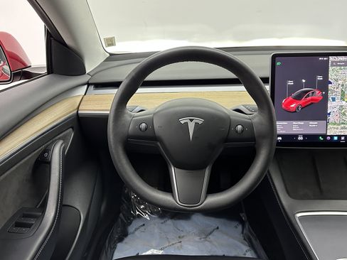 Used 2021 Tesla Model 3 Standard Range Plus image 24