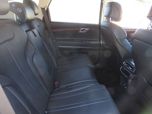 Used 2021 Genesis GV80 3.5T image 12