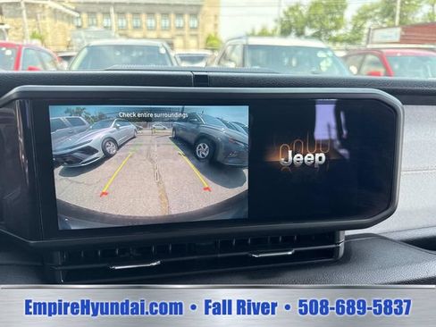 Used 2024 Jeep Wrangler Unlimited Sport AWD/4WD image 20