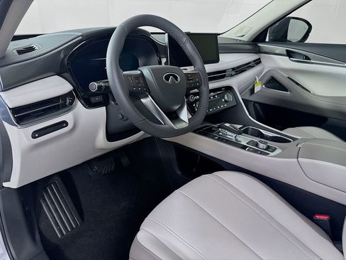 New 2026 INFINITI QX60 Luxe image 9