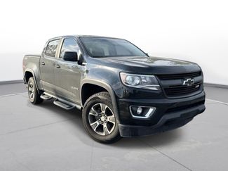 Used 2017 Chevrolet Colorado Z71 w/ LPO, Gearon Divider Package video 3