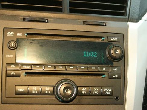 Used 2010 Chevrolet Traverse LT w/ Personal Connectivity Package image 20