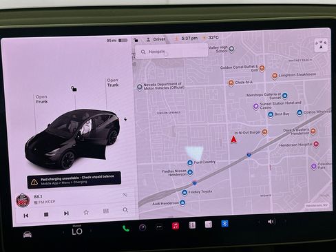 Used 2021 Tesla Model Y Long Range image 19