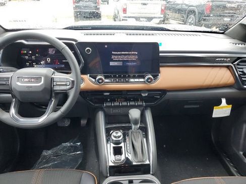 New 2026 GMC Canyon AT4 image 14