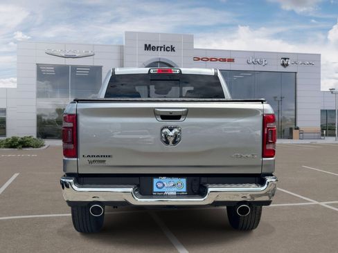 Used 2023 RAM 1500 Laramie AWD/4WD image 7