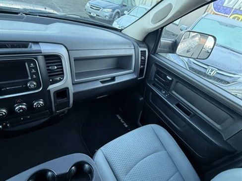 Used 2017 RAM 1500 Express image 18