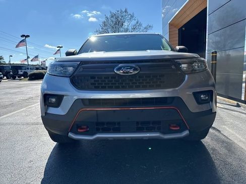 Used 2022 Ford Explorer Timberline image 3