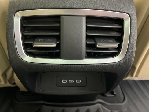 Used 2024 Acura RDX w/ Technology Package AWD/4WD image 10