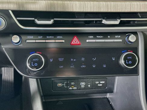 Certified 2025 Hyundai Sonata SEL FWD image 15