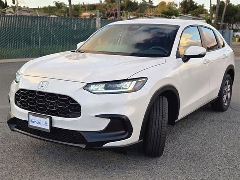 New 2026 Honda HR-V LX image 10