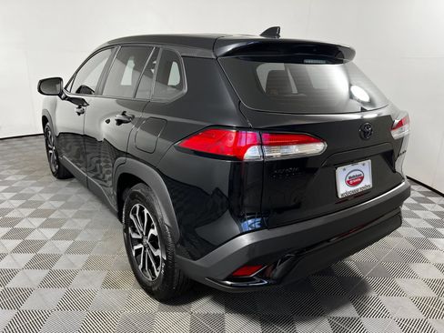 Used 2025 Toyota Corolla Cross AWD Hybrid image 7