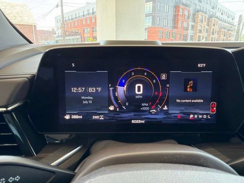 New 2025 Chevrolet Tahoe LS w/ LPO, Dark Essentials Package AWD/4WD image 18
