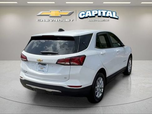 Used 2024 Chevrolet Equinox LT FWD image 5