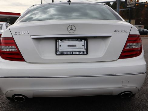 Used 2013 Mercedes-Benz C 300 4MATIC Sedan image 5