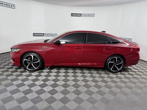 Used 2021 Honda Accord Sport image 3