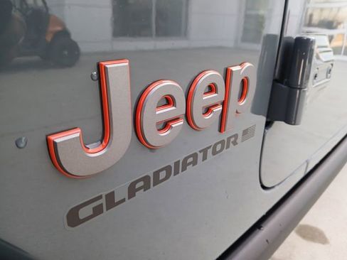 New 2026 Jeep Gladiator Mojave AWD/4WD image 31