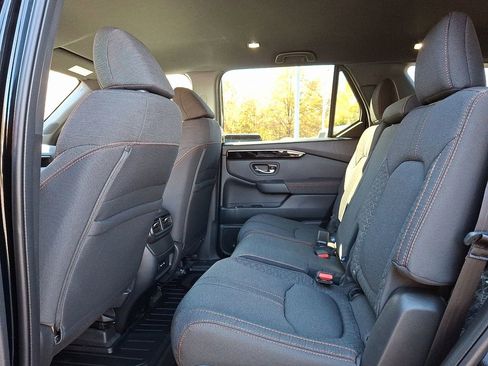 New 2025 Honda Pilot Sport image 5